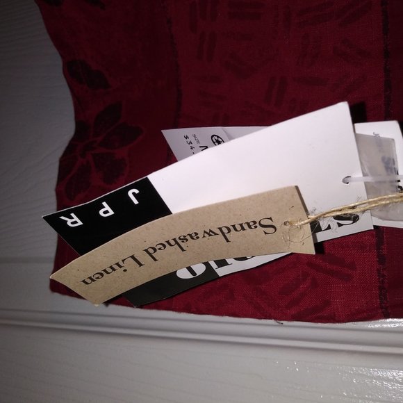 women's top. Brand: Studio by JPR NWT M 10-12 - Picture 3 of 4